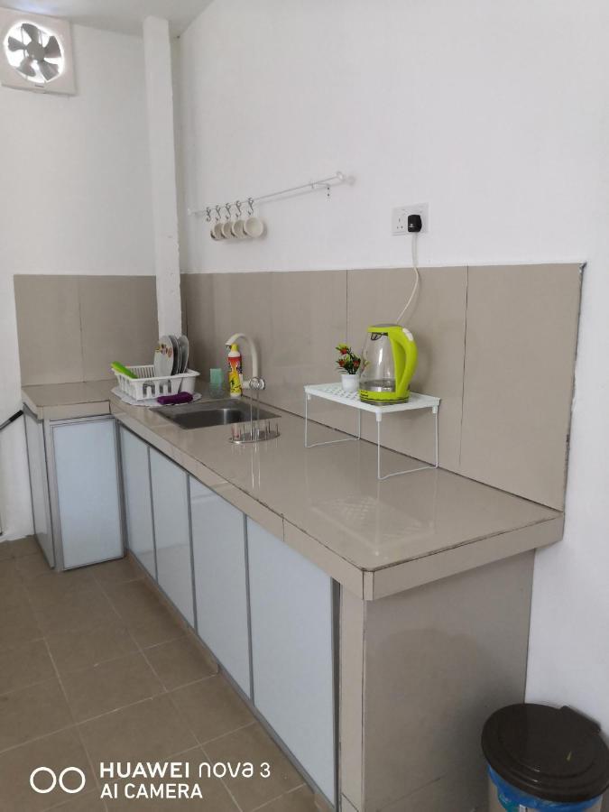 Abah 2 Room Homestay Pasir Gudang Exteriér fotografie