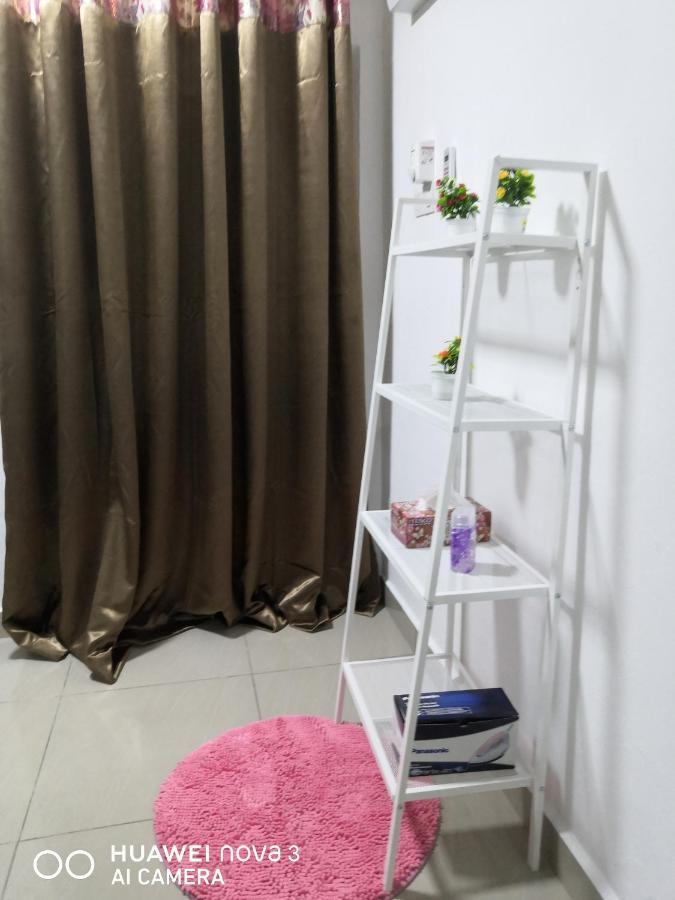 Abah 2 Room Homestay Pasir Gudang Exteriér fotografie